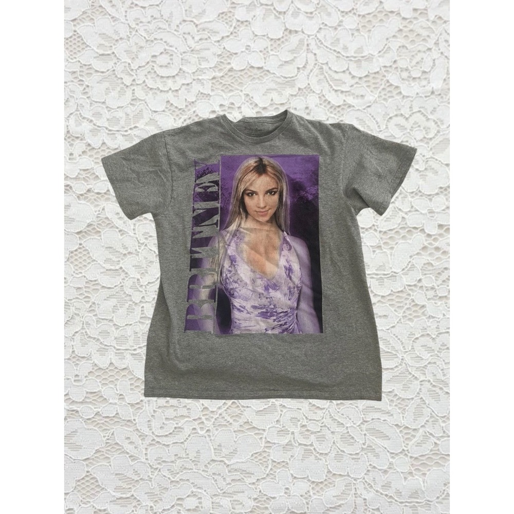 vintage britney spears graphic tee